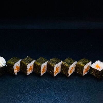 Лосик ролл в Sushi adler по цене 529 ₽