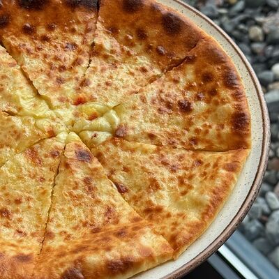 Хачапури по-имеретински малое в Фабрика хинкали по цене 702 ₽