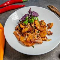 Жареный картофель с грибами в Шашлык City