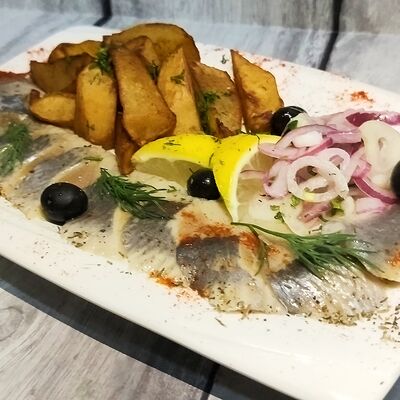 Сельдь с картошкой в Магнат по цене 400 ₽