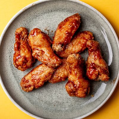 Крылышки Бурбон BBQ в Eedaa по цене 350 ₽