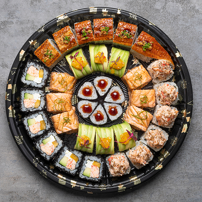 Сет Ассорти роллов в Naomi Sushi по цене 8520 ₽