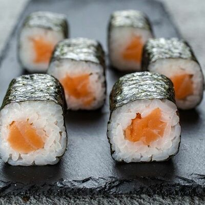 Тануки маки в sushi-life.ru по цене 200 ₽