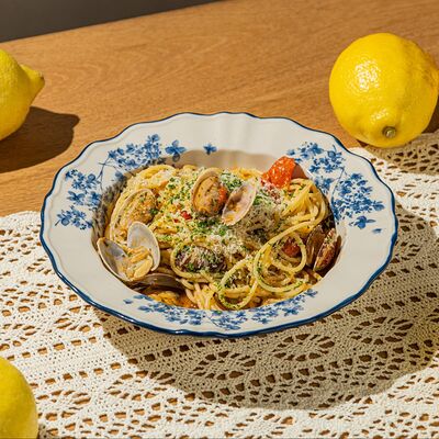 Спагетти с вонголе в Airy restaurant по цене 1190 ₽