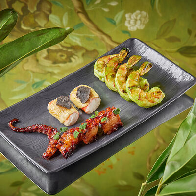 Морские деликатесы (краб, креветки, осьминог) в Turandot по цене 6400 ₽