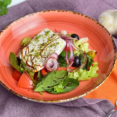 Салат Греческий в Самое популярное кафе по цене 635