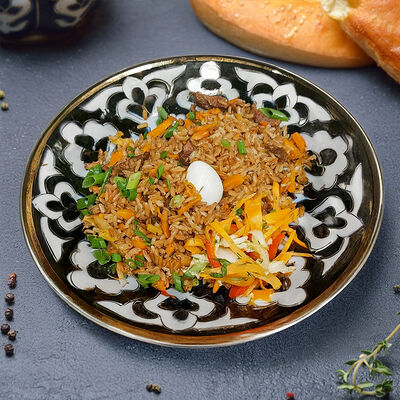 Плов Ташкентский в Чинар по цене 480 ₽