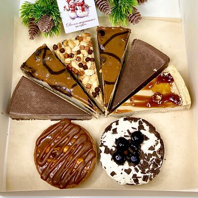 Карамельно-шоколадный набор в Чарли Чаплин по цене 2350 ₽