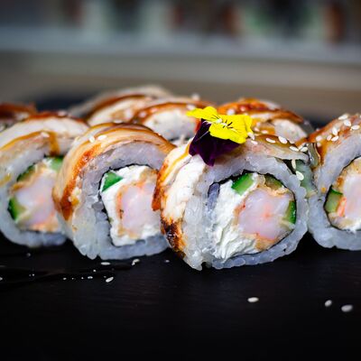 Дракон в ChoCho Sushi по цене 859 ₽