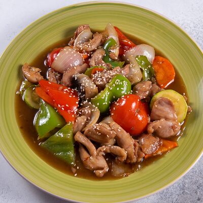 Свинина терияки с овощами в Soju по цене 1190 ₽