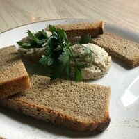 Форшмак с гренками в Хартут