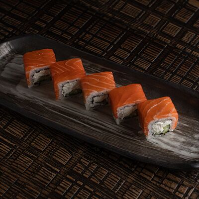 Ролл Филадельфия в Asian Hands по цене 1584 ₽