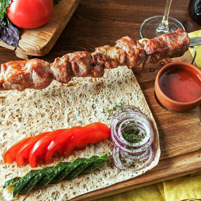 Шашлык из телятины в Пряности & Радости на Васильевском по цене 770