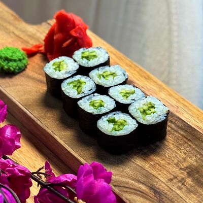 Классика с огурцомв Сакура по цене 299 ₽