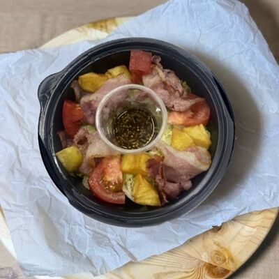 Салат с беконом в Сули по цене 290 ₽