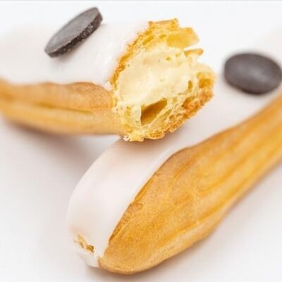 Эклер ванильный в Волконский по цене 355 ₽