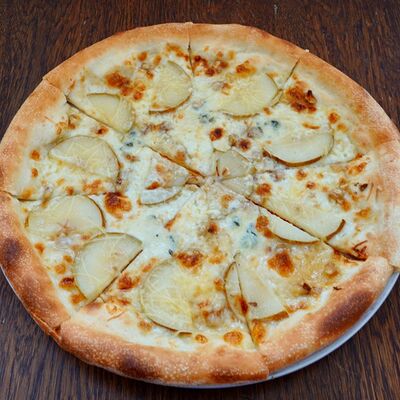 С грушей и горгонзолой в Помидорро по цене 565 ₽