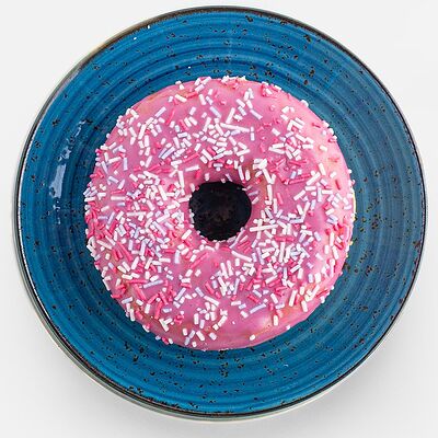 Донатс ягодный микс в Вилка Ложка по цене 135 ₽