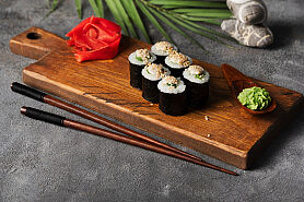 Ролл с салатом чука в SushiKent по цене 230 ₽