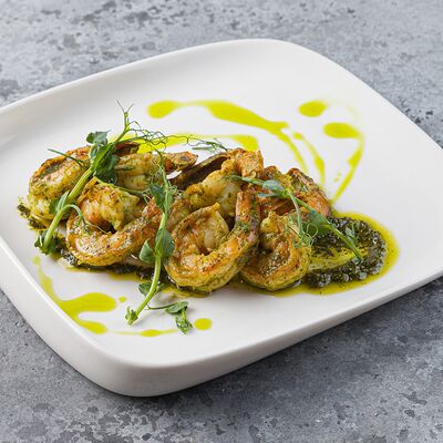 Креветки тигровые с соусом чимичурри в Terra&Mare по цене 570 ₽