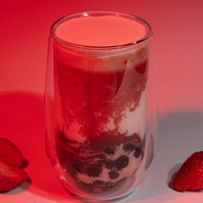 Клубника на молокев The boba по цене 399 ₽