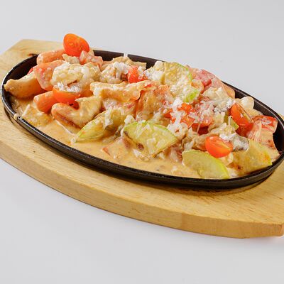 Жаркое с цыплёнком в Gytбаr по цене 820 ₽