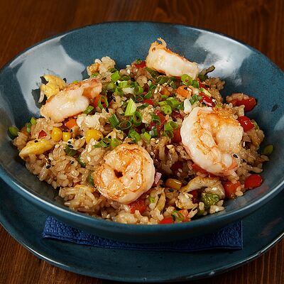 Рис с овощами и креветками в Bullet Bar по цене 620 ₽