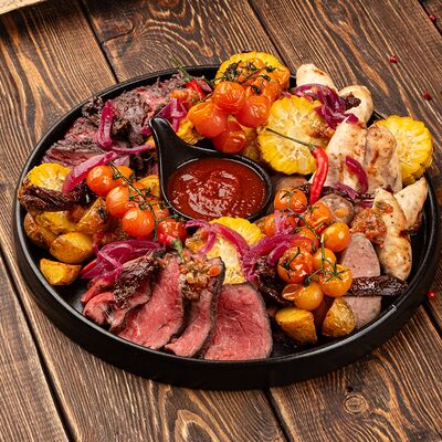 Мясное гриль ассортив Паб 357 по цене 4800 ₽