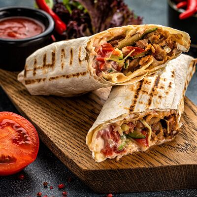 Шаурма с рваной говядиной в Много мяса по цене 570 ₽