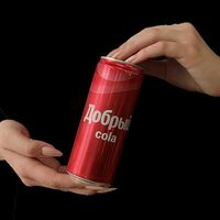 Добрый Cola в Кафе Hayatt