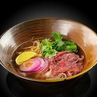 Фо-бо с говядиной в Sushi & More