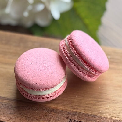 Макарон Роза в Garage по цене 140 ₽