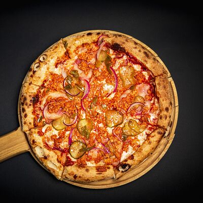 Пицца Фермерская в Rebro мясо & бургеры по цене 650 ₽