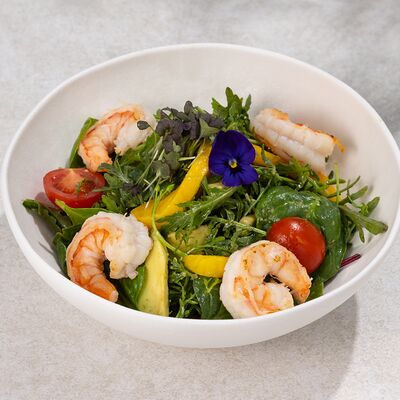 Салат с креветками в Delicates Club по цене 1140 ₽