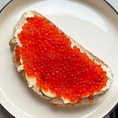 Тартин с красной икрой в Культурный код по цене 1100 ₽