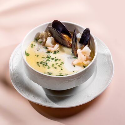 Сливочный суп с морепродуктами в After по цене 710 ₽