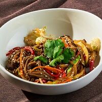 Wok с овощами в База