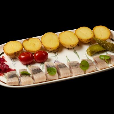 Сельдь с картофелем в Duran по цене 440 ₽