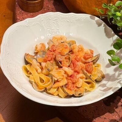 Паста с креветками и вонголе доставка в Gino Pizza по цене 840 ₽