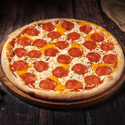 Пеперони D23 Пицца на тонком тесте в Пицца Хаб по цене 484 ₽