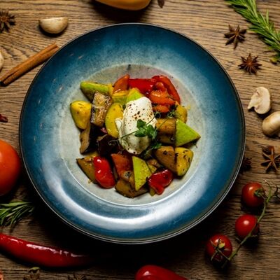 Рататуй с козьим сыром в BBQ Night по цене 740 ₽