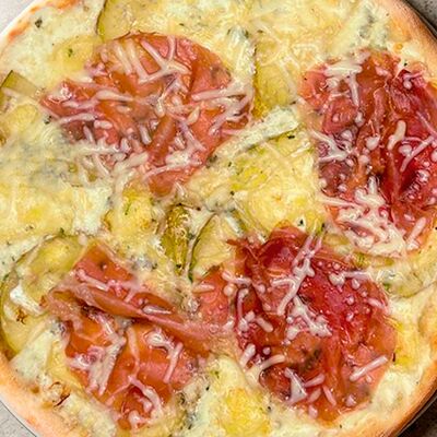 Хамон эврибади в ПиЦЦунда Море начинки по цене 1440 ₽