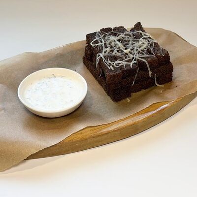 Гренки ржаные в Room-cafe по цене 380 ₽