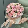 Композиция в коробке Белый шоколад в FLORISTICA по цене 4350