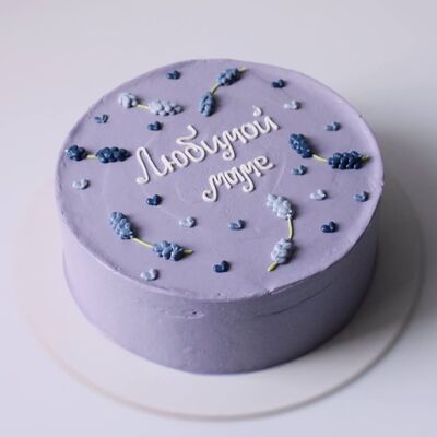 Торт сиреневый с цветами любимой маме в Miracle bakery по цене 4090 ₽