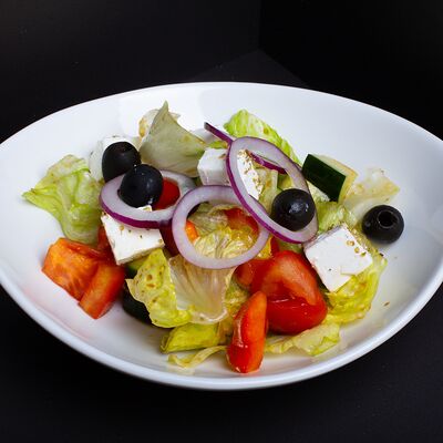 Салат Греческийв Рябинушка по цене 395 ₽