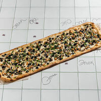 Жюльен метр в Epic Pizza