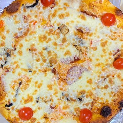 Пицца с салями в Чито-гврито по цене 750 ₽