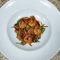 Удон с королевскими креветками в Кухня с акцентом