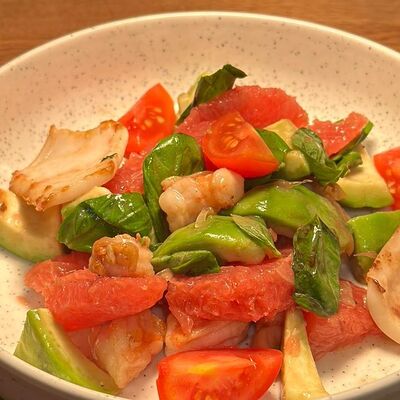 Салат с говяжьей вырезкой в Trattoria Siesta по цене 760 ₽